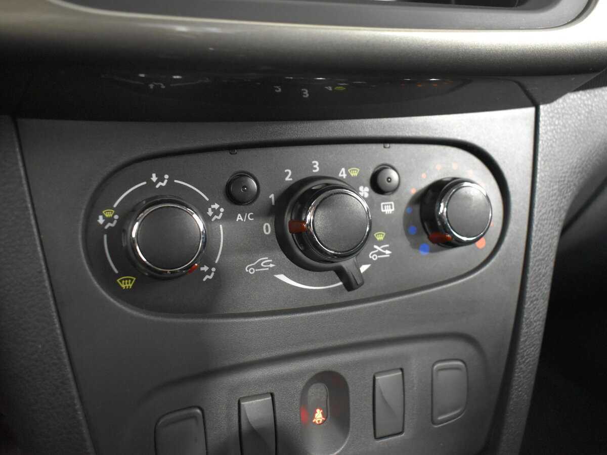 Renault Logan 2020 года с пробегом. Фото: #12