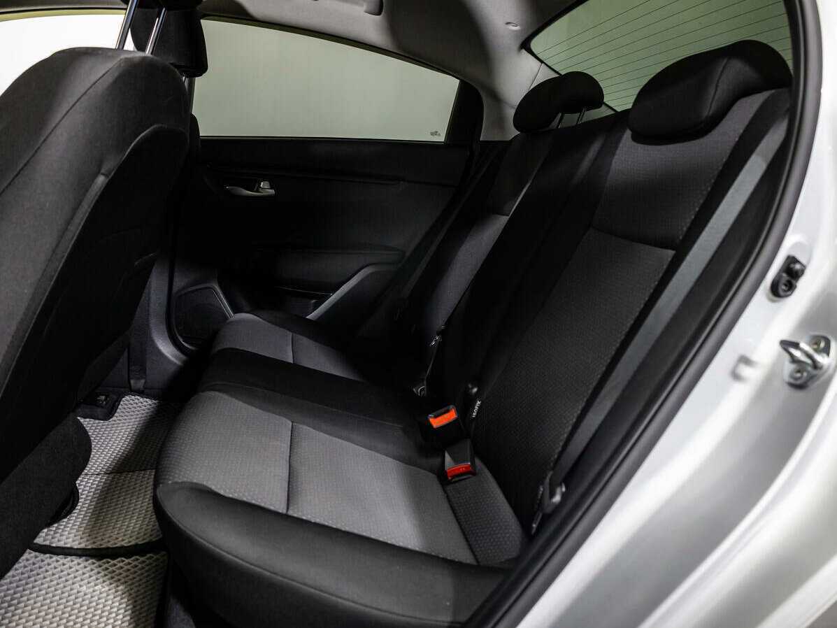 Kia Rio 2021 года с пробегом. Фото: #9