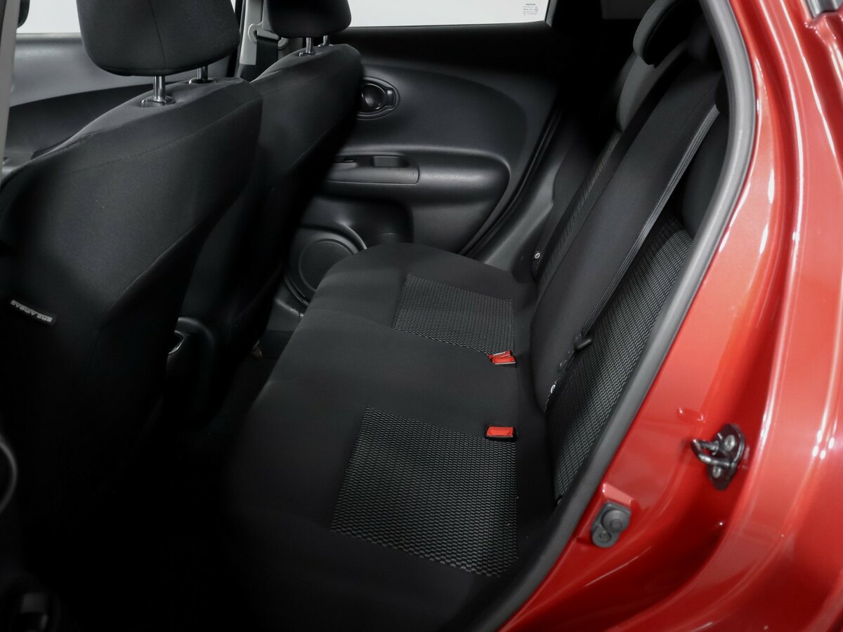 Nissan Juke 2014 года с пробегом. Фото: #7