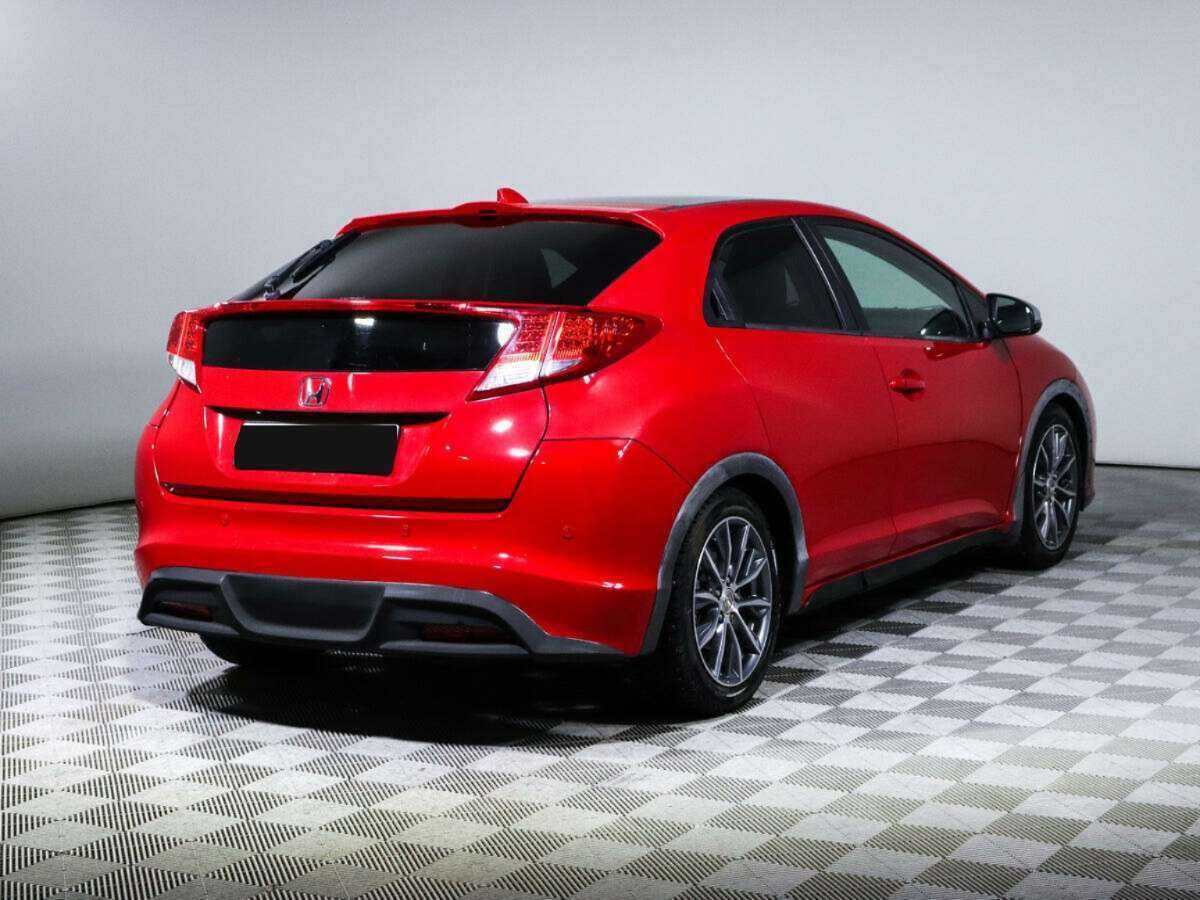 Honda Civic 2012 года с пробегом. Фото: #4