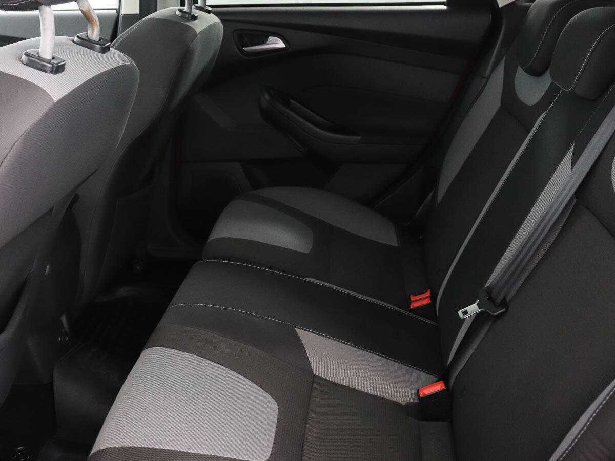 Ford Focus 2012 года с пробегом. Фото: #8