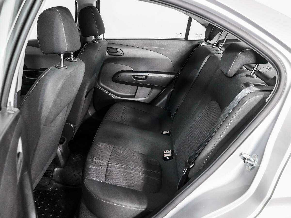 Chevrolet Aveo 2013 года с пробегом. Фото: #9