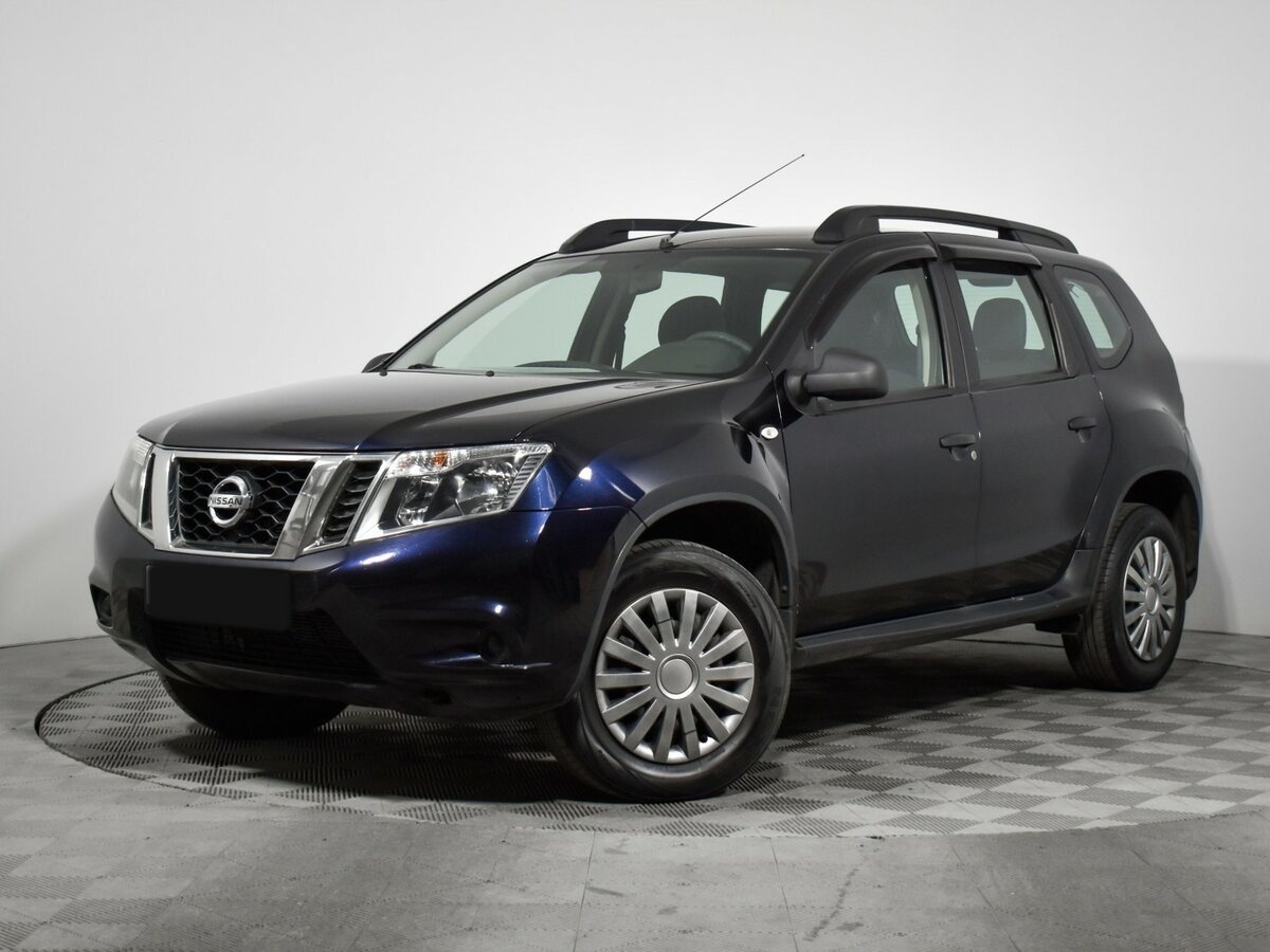 Nissan Terrano 2015 года с пробегом. Посмотреть фото