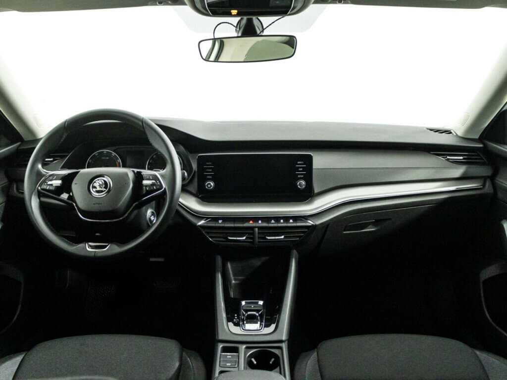 Skoda Octavia 2021 года с пробегом. Фото: #12