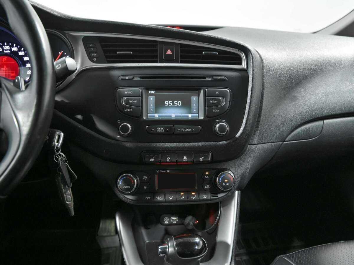 Kia Ceed 2017 года с пробегом. Фото: #9
