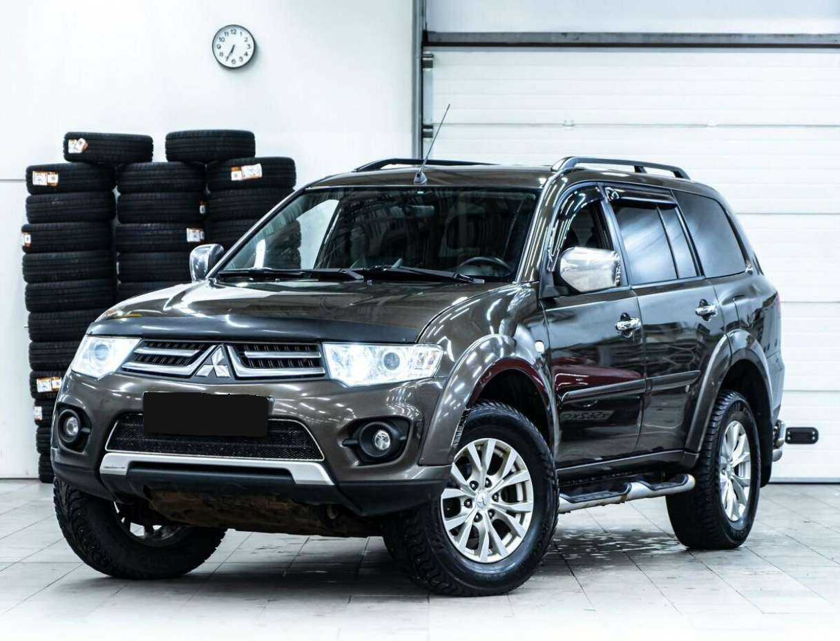 Mitsubishi Pajero Sport 2014 года с пробегом. Фото: #0