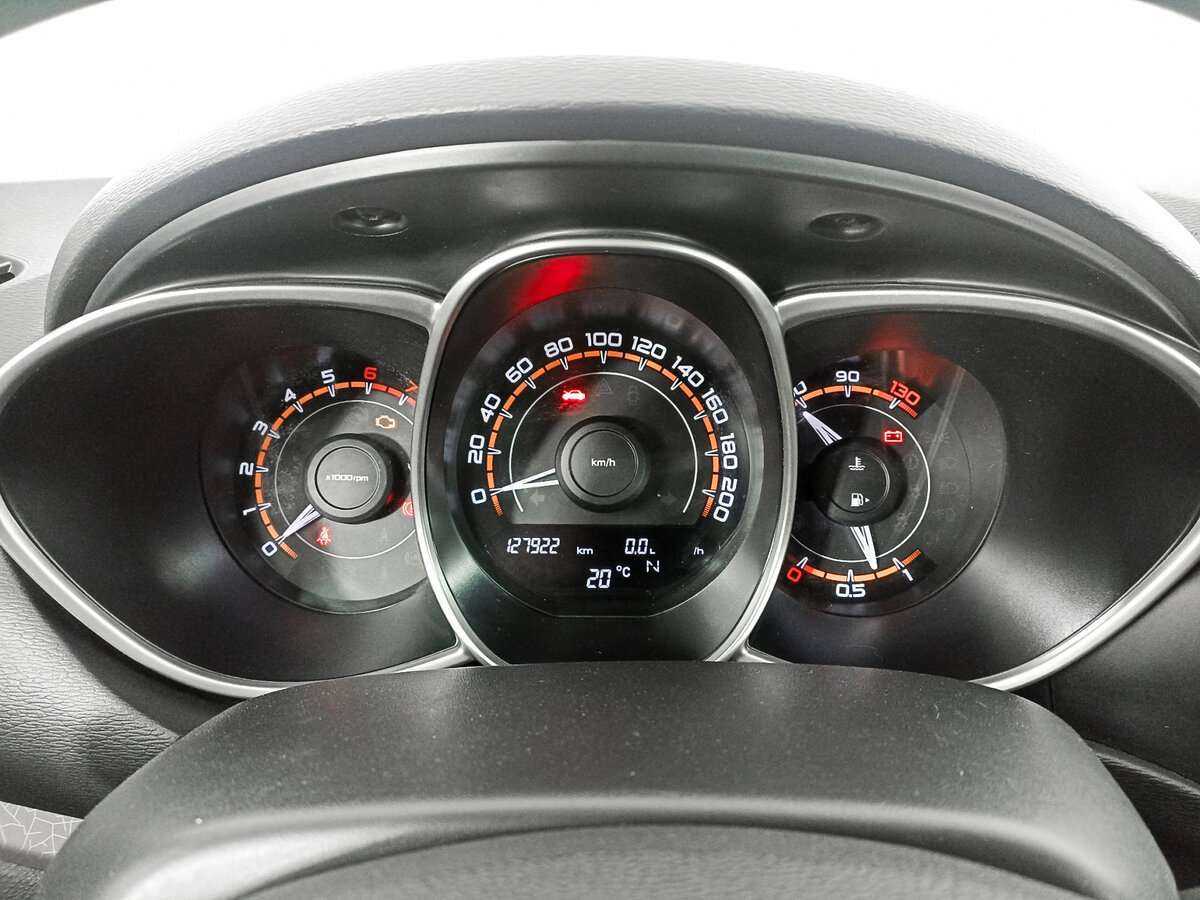 Lada (ВАЗ) Vesta 2017 года с пробегом. Фото: #10