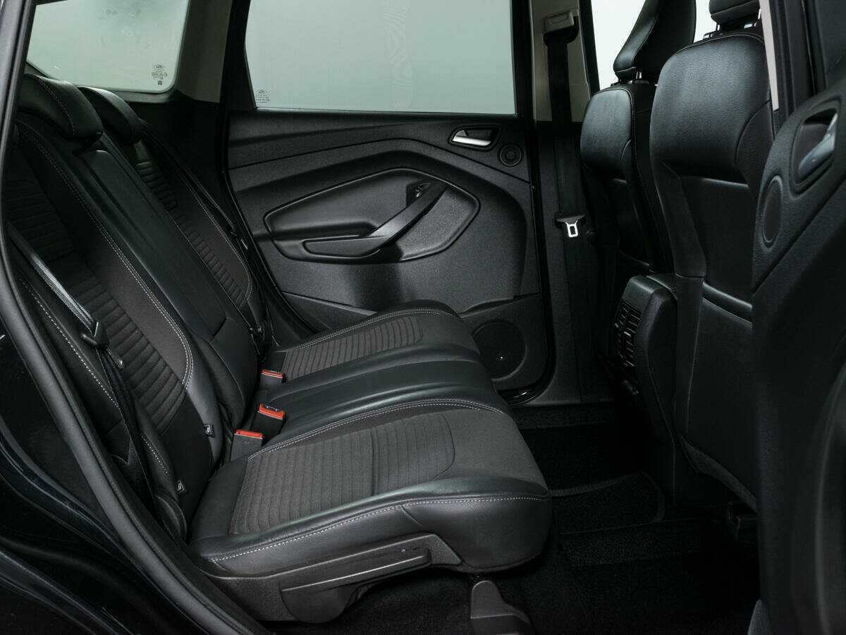 Ford Kuga 2017 года с пробегом. Фото: #13