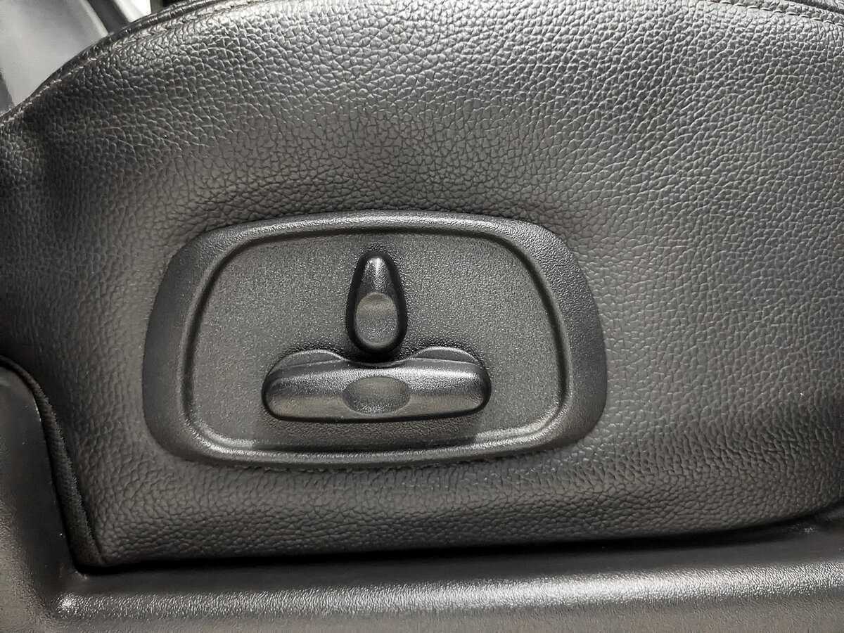 Mitsubishi Pajero 2014 года с пробегом. Фото: #24