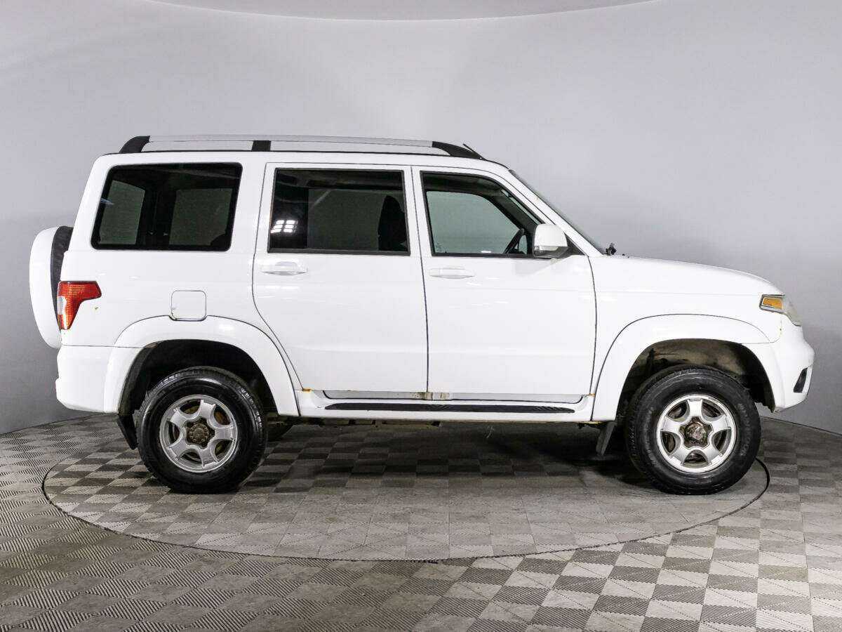 УАЗ Patriot 2018 года с пробегом. Фото: #3