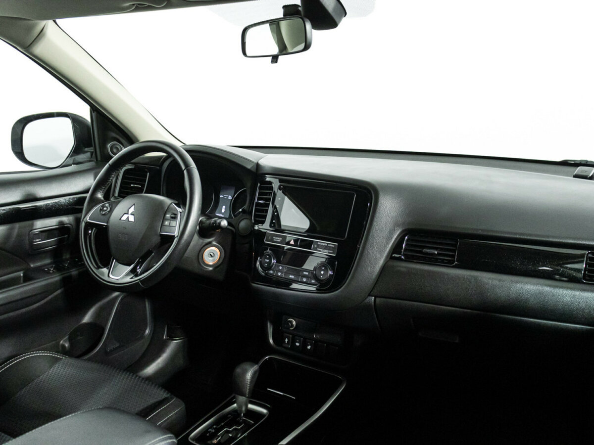 Mitsubishi Outlander 2019 года с пробегом. Фото: #6