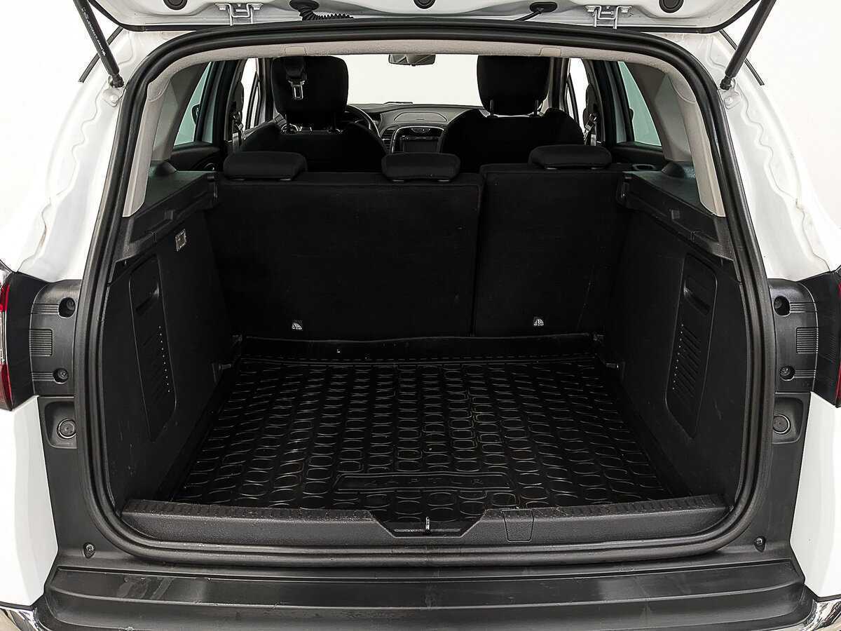 Renault Kaptur 2017 года с пробегом. Фото: #9