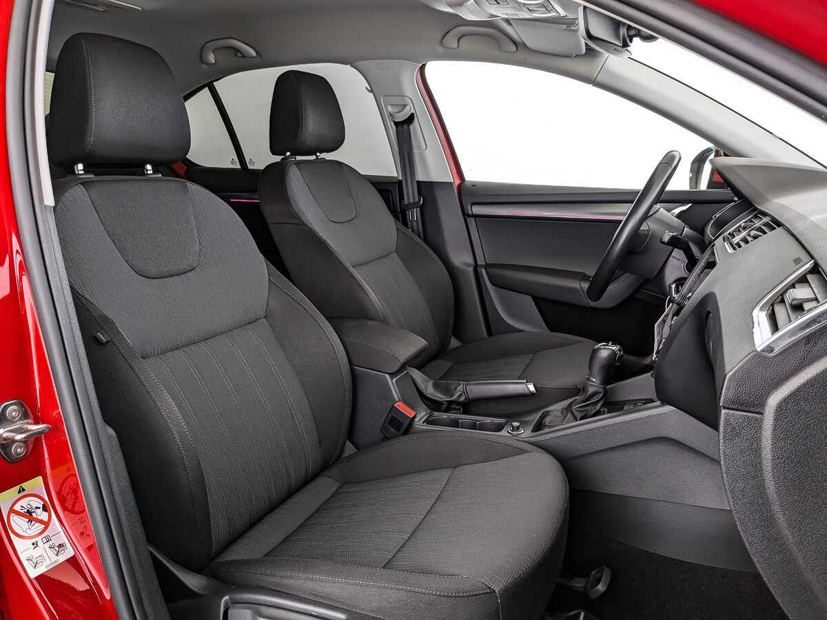 Skoda Octavia 2018 года с пробегом. Фото: #18