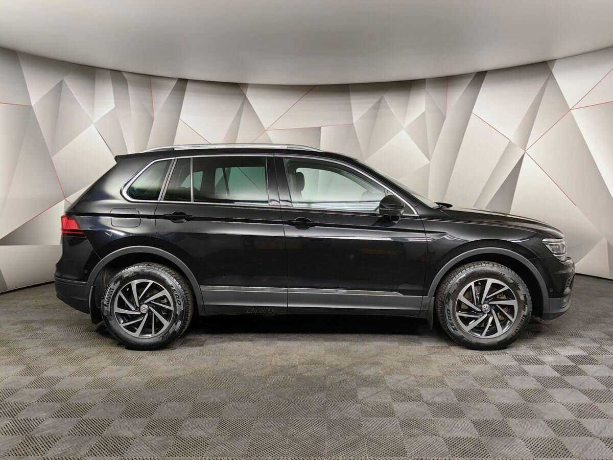 Volkswagen Tiguan 2018 года с пробегом. Фото: #5