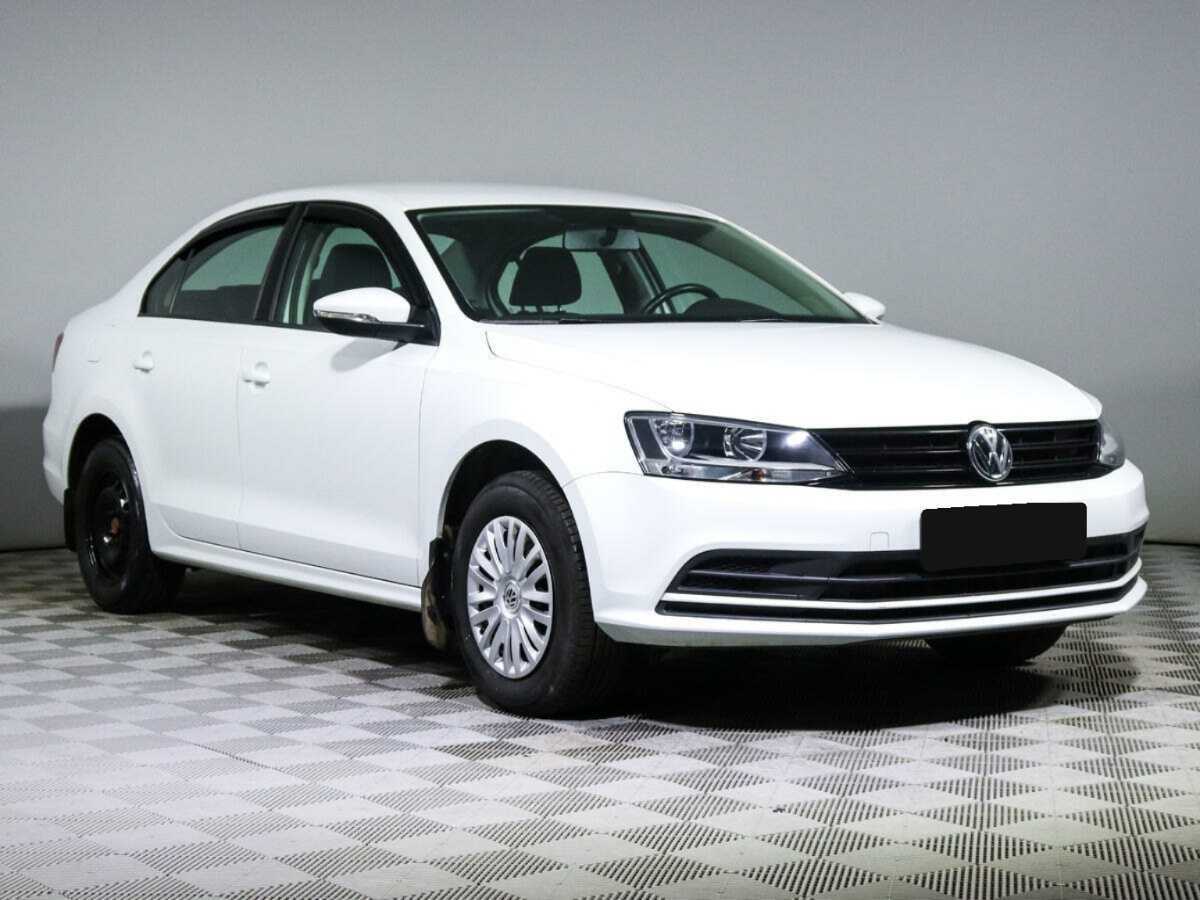 Volkswagen Jetta 2017 года с пробегом. Фото: #2