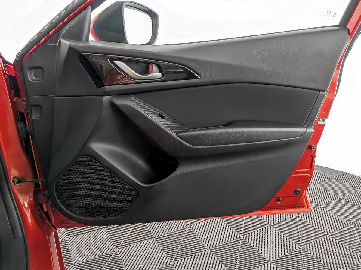 Mazda 3 2015 года с пробегом. Фото: #19