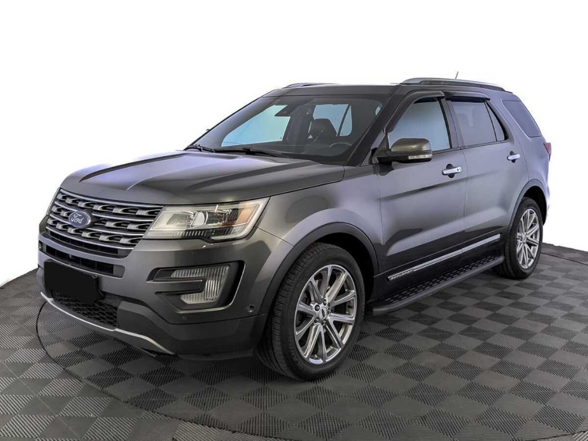 Ford Explorer 2017 года с пробегом. Посмотреть фото