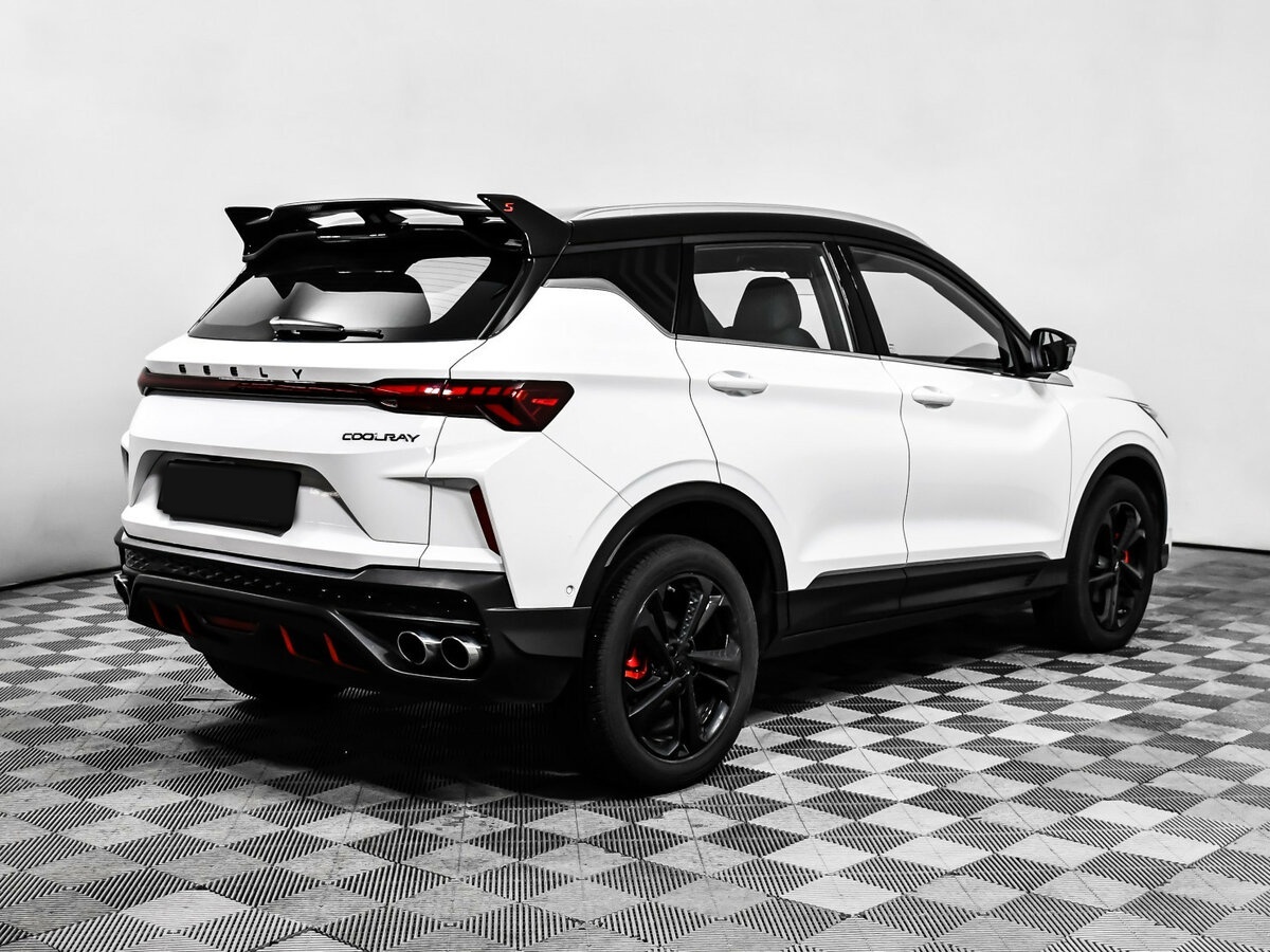 Geely Coolray 2024 года с пробегом. Фото: #4