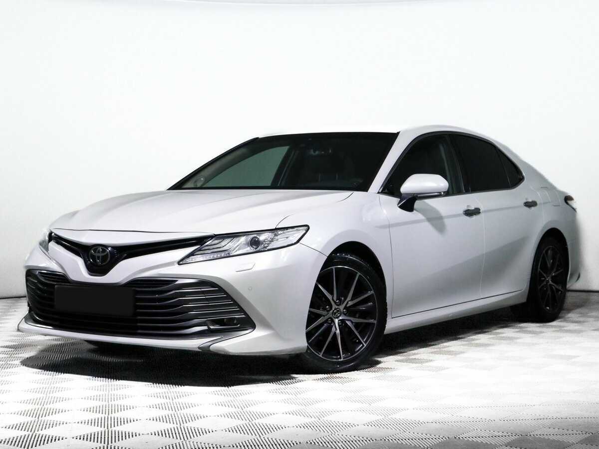 Toyota Camry 2019 года с пробегом. Посмотреть фото