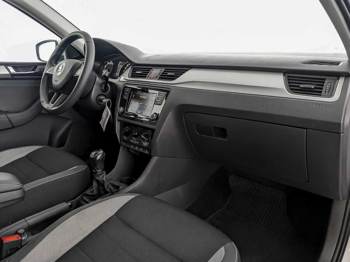 Skoda Rapid 2018 года с пробегом. Фото: #8