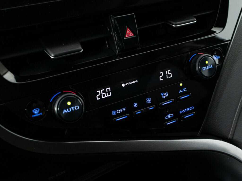 Toyota Camry 2021 года с пробегом. Фото: #16