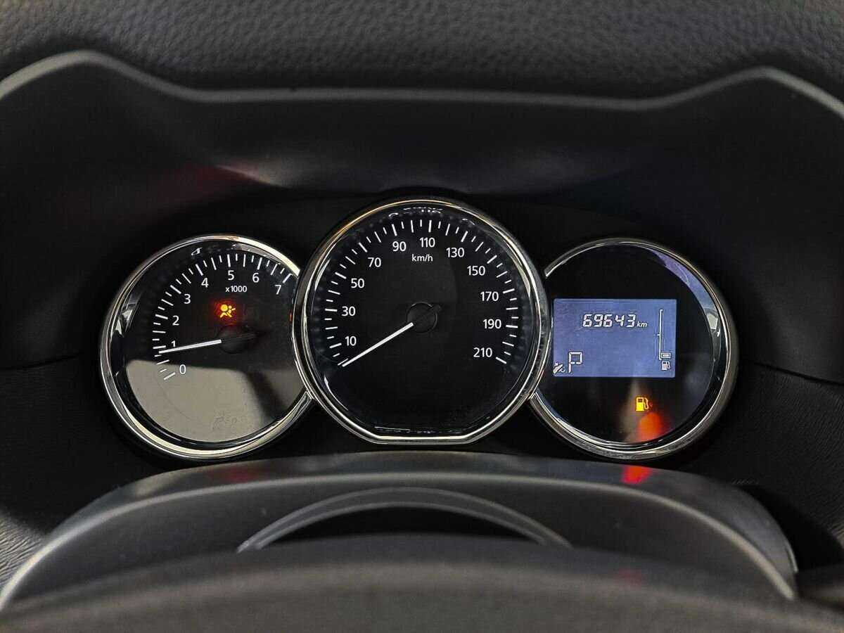 Nissan Terrano 2018 года с пробегом. Фото: #11