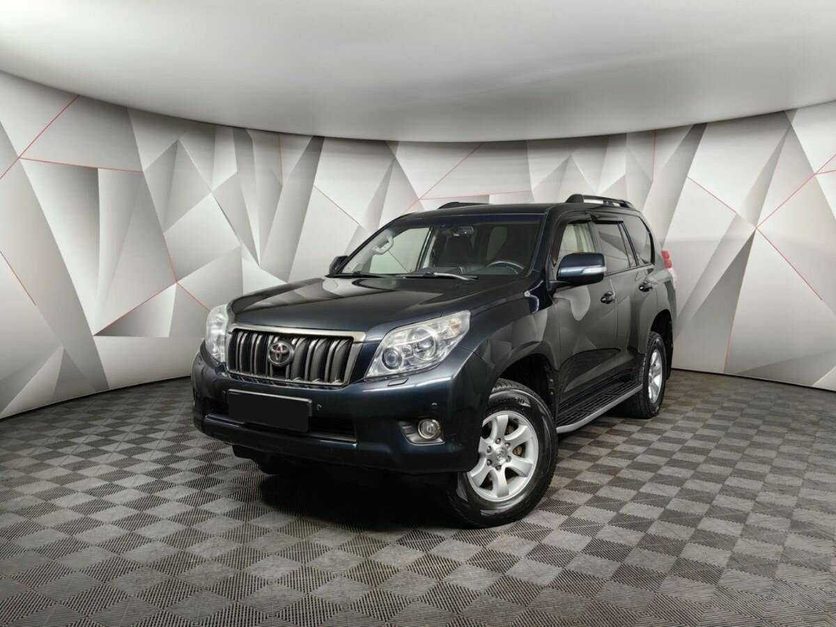 Toyota Land Cruiser Prado 2012 года с пробегом. Фото: #0