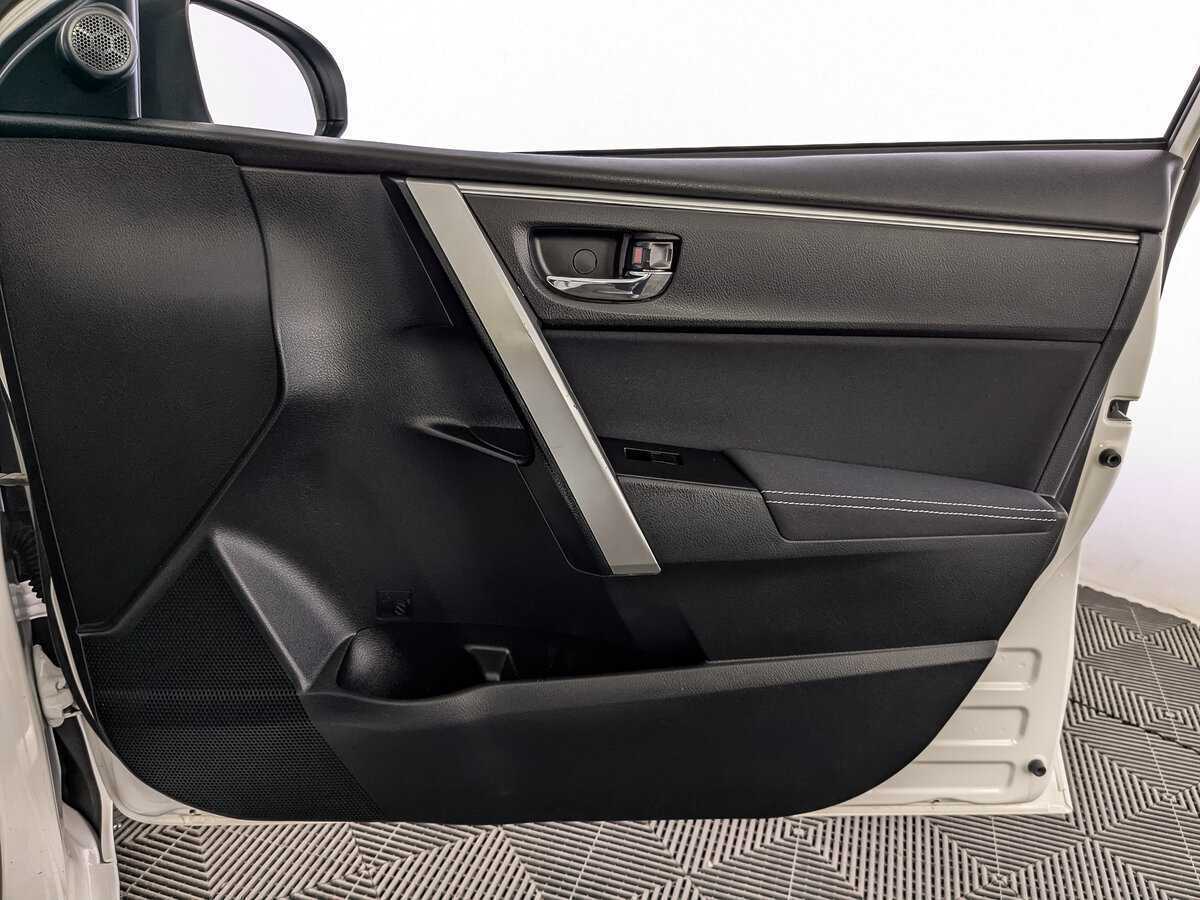 Toyota Corolla 2014 года с пробегом. Фото: #22