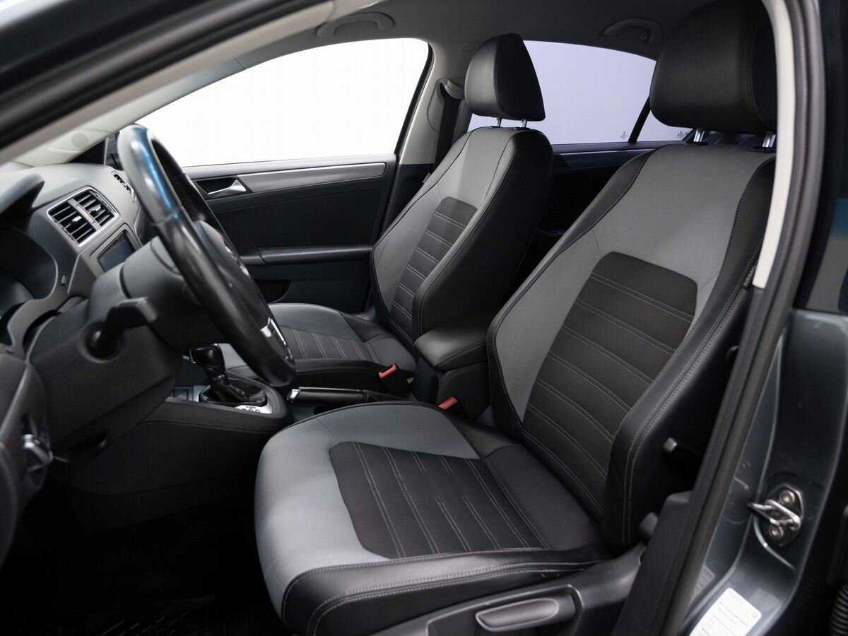 Volkswagen Jetta 2012 года с пробегом. Фото: #7
