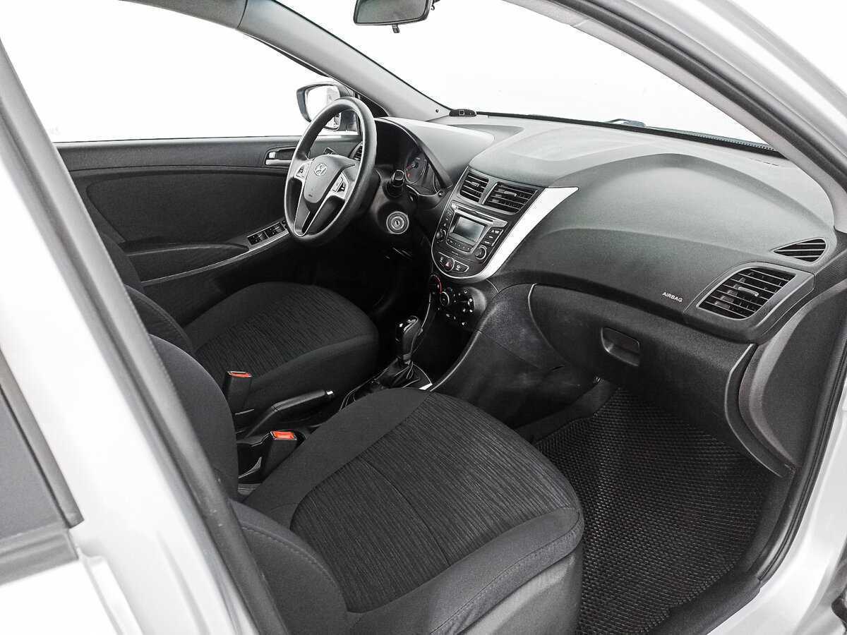 Hyundai Solaris 2015 года с пробегом. Фото: #6