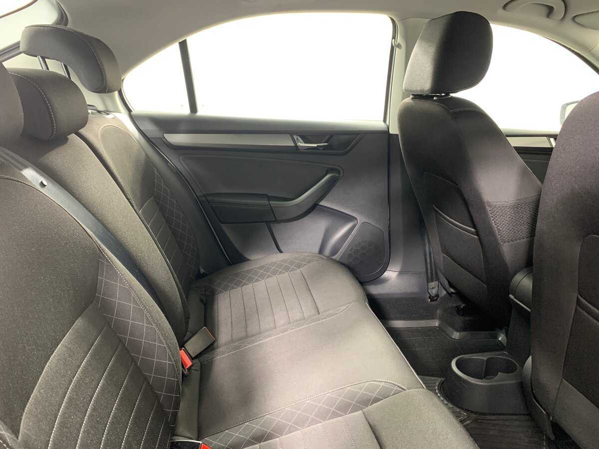 Skoda Rapid 2018 года с пробегом. Фото: #17