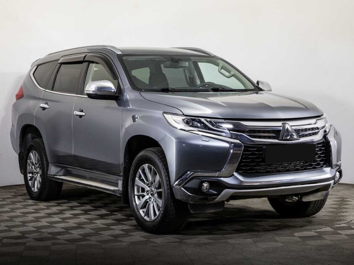 Mitsubishi Pajero Sport 2018 года с пробегом. Фото: #2