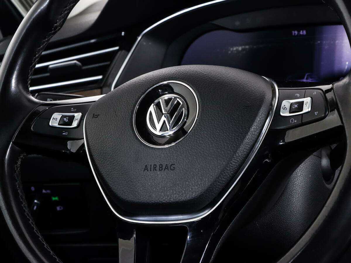 Volkswagen Passat 2016 года с пробегом. Фото: #11