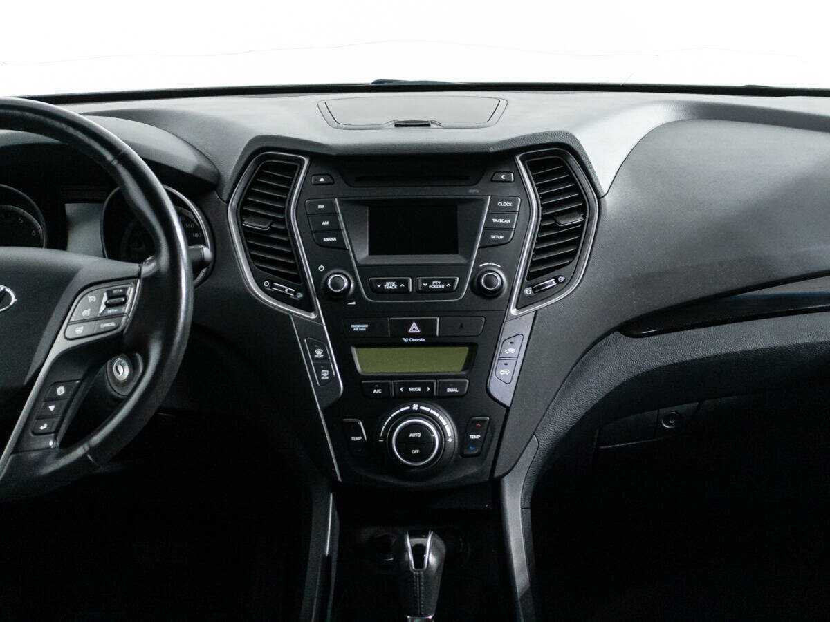 Hyundai Santa Fe 2015 года с пробегом. Фото: #13