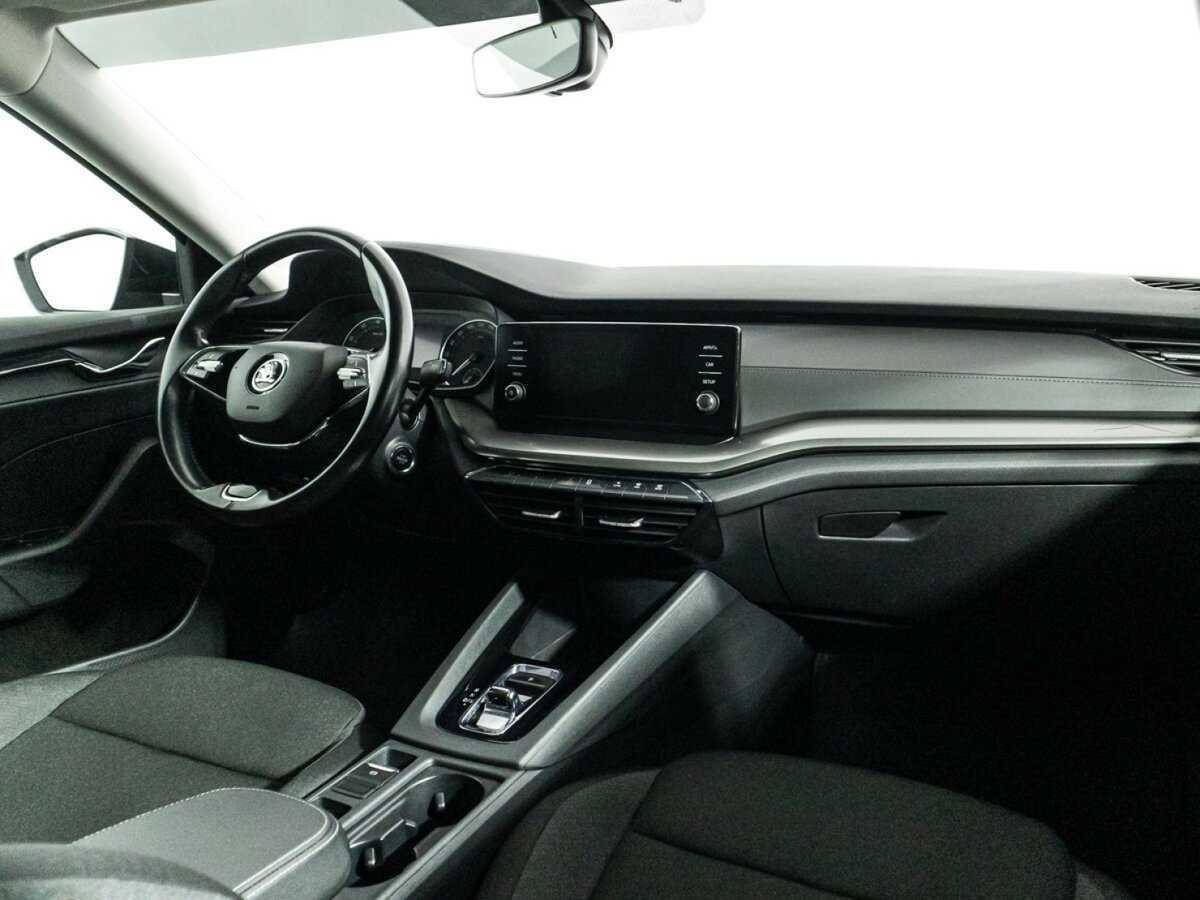 Skoda Octavia 2021 года с пробегом. Фото: #8