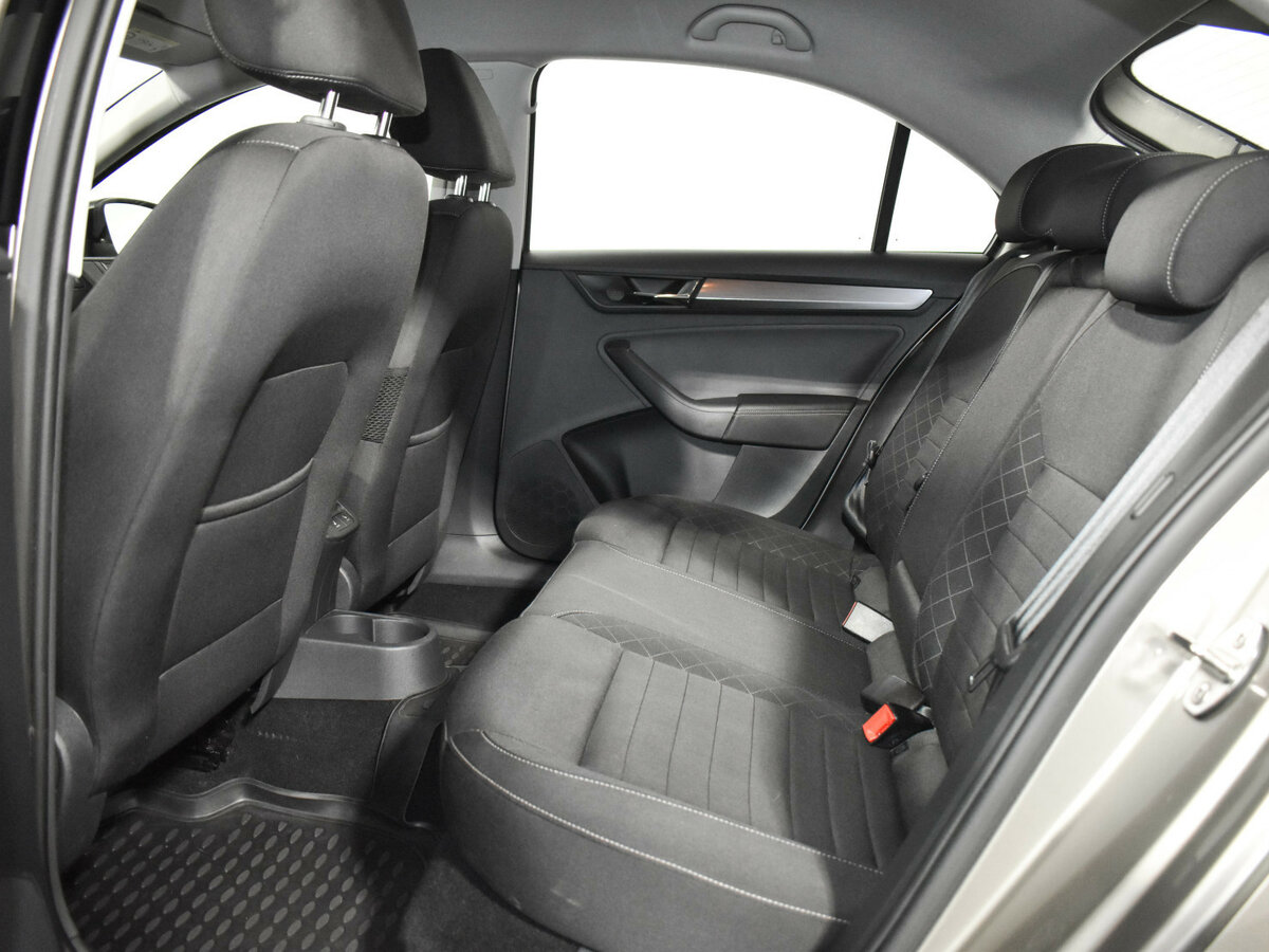 Skoda Rapid 2019 года с пробегом. Фото: #11