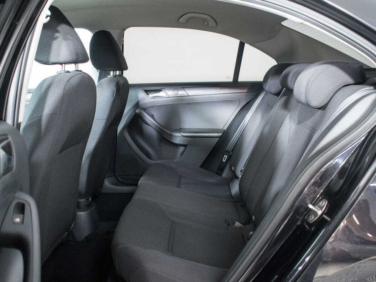 Volkswagen Jetta 2015 года с пробегом. Фото: #9