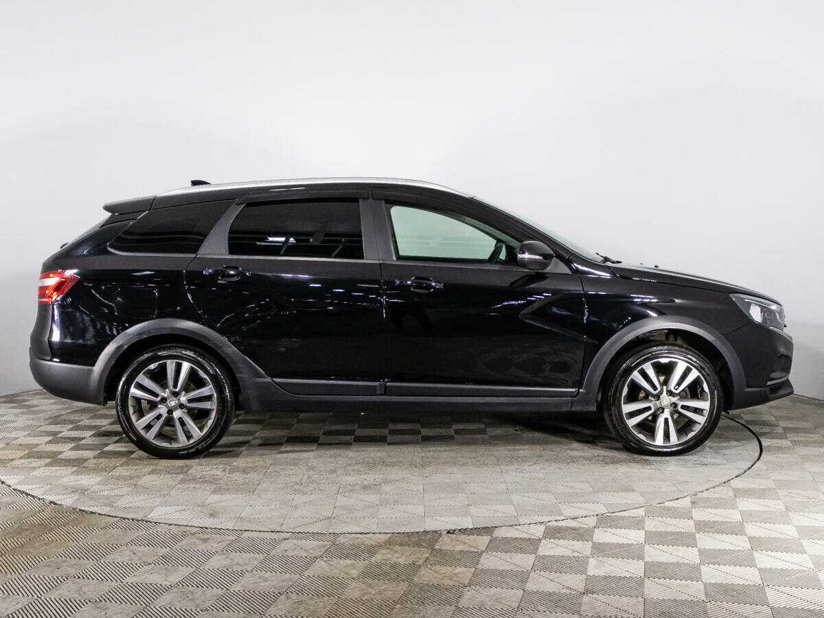 Lada (ВАЗ) Vesta 2022 года с пробегом. Фото: #3