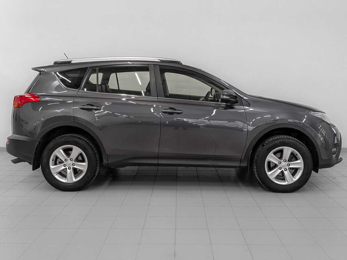 Toyota RAV4 2014 года с пробегом. Фото: #3