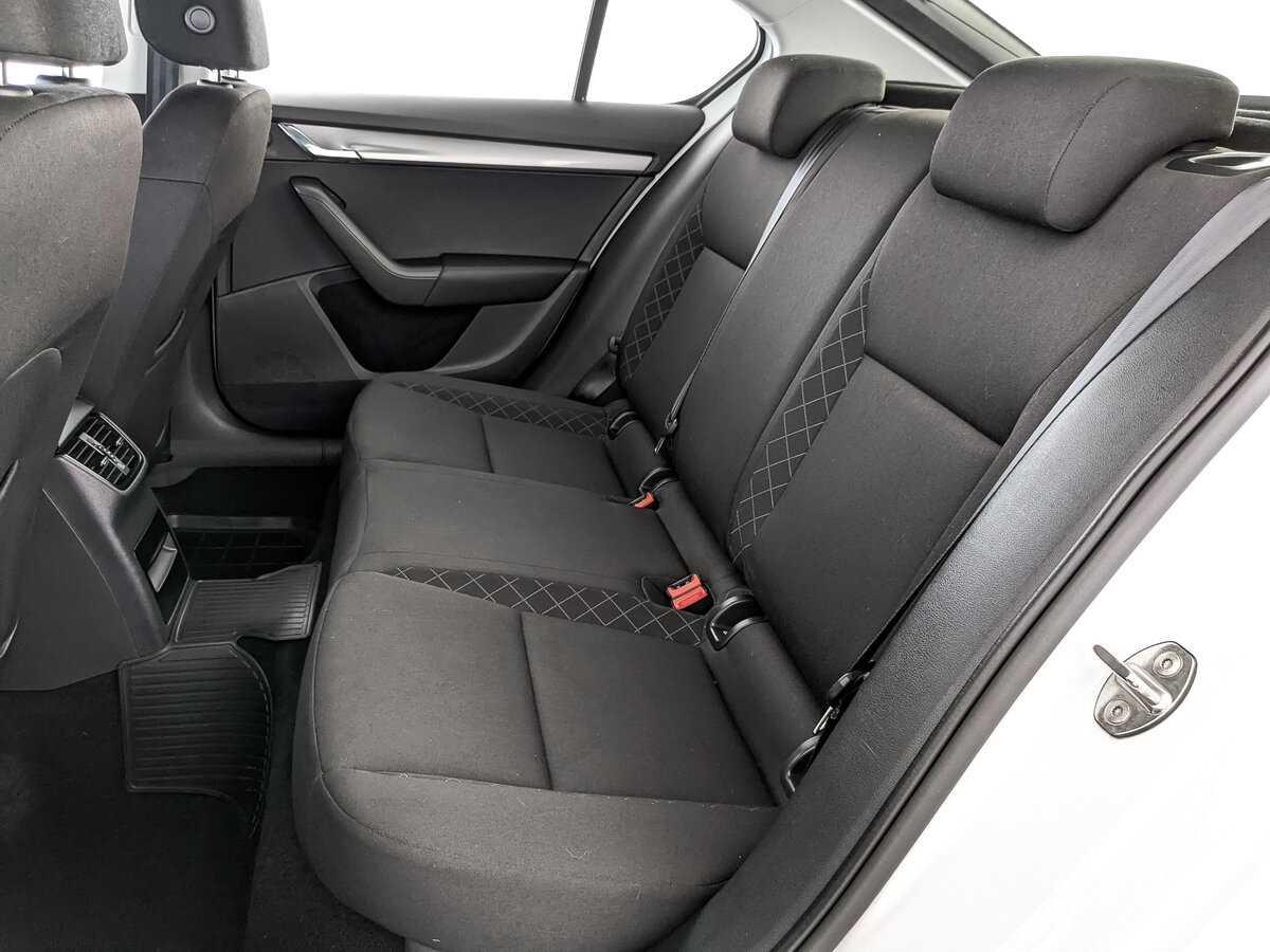 Skoda Octavia 2019 года с пробегом. Фото: #17