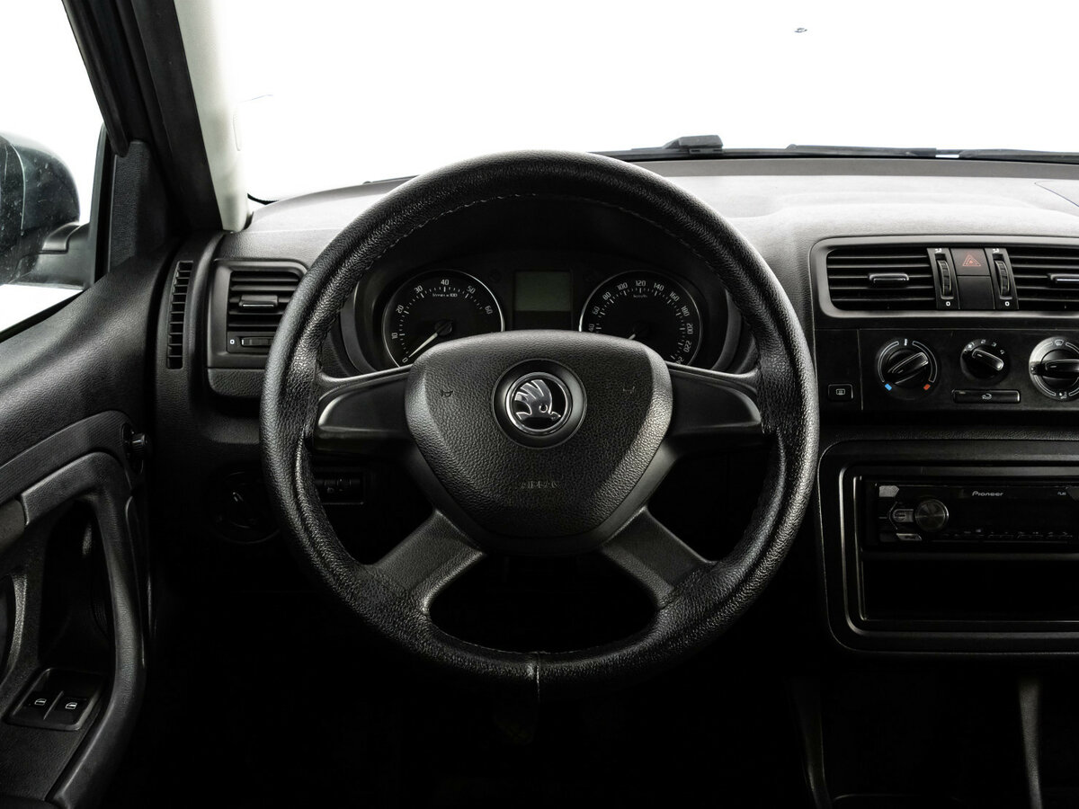 Skoda Fabia 2013 года с пробегом. Фото: #10