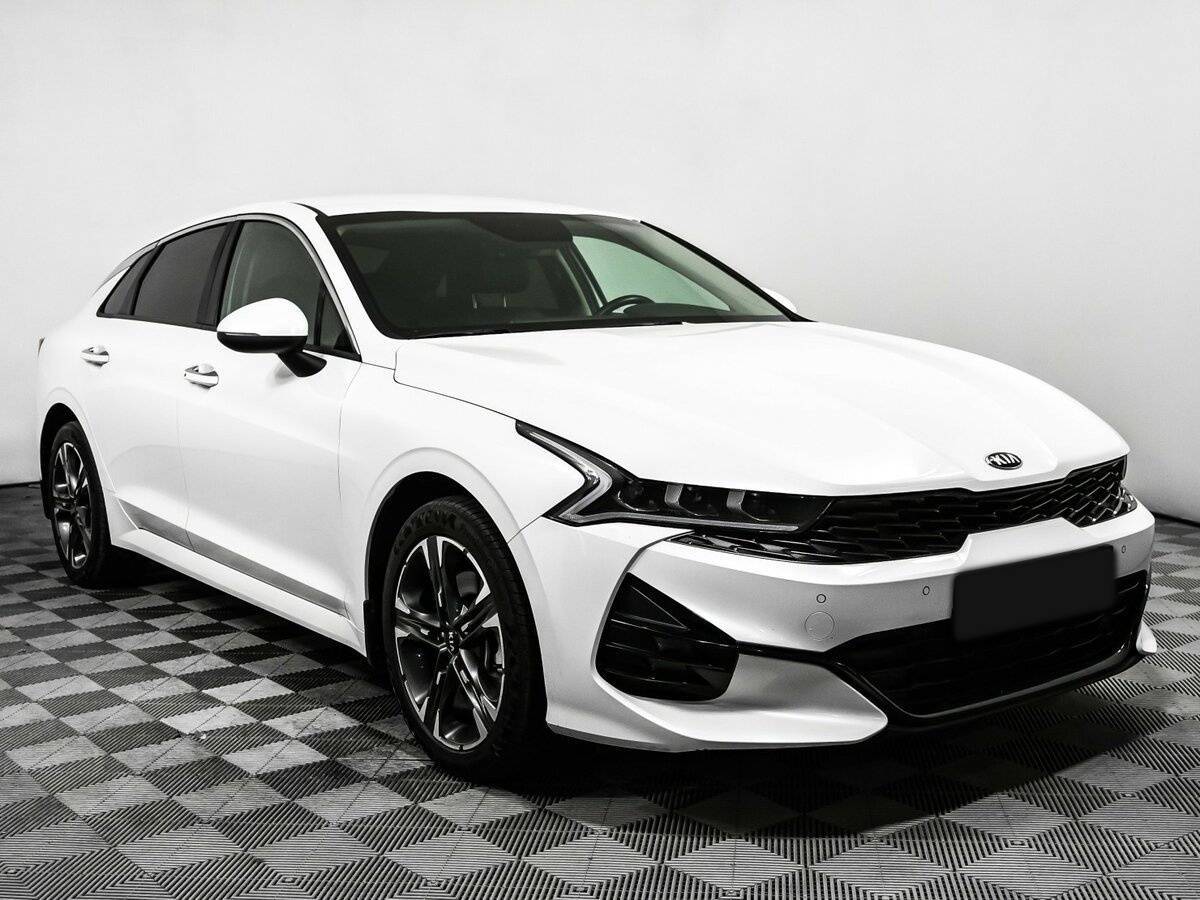 Kia K5 2020 года с пробегом. Фото: #2