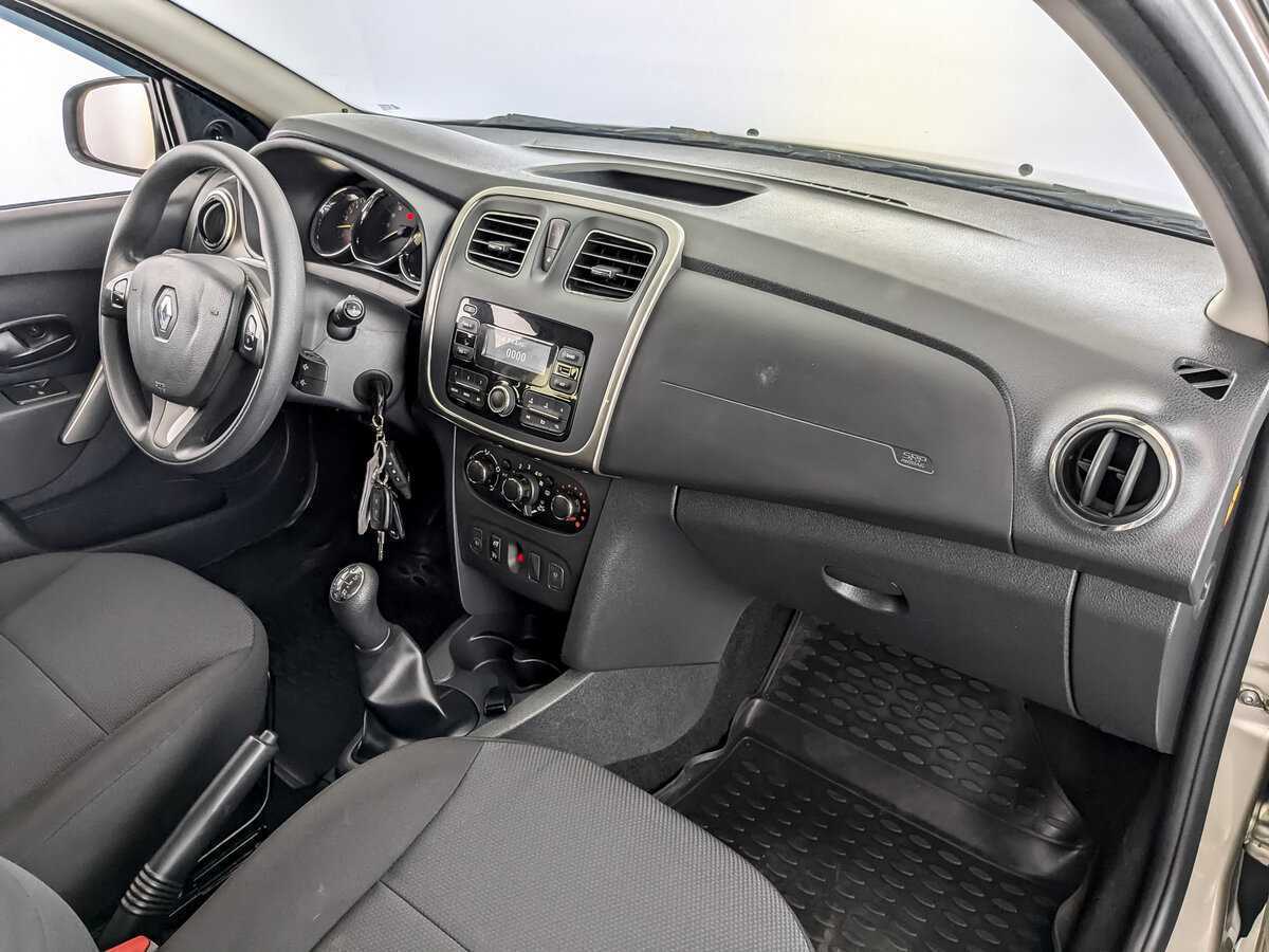 Renault Sandero 2018 года с пробегом. Фото: #10