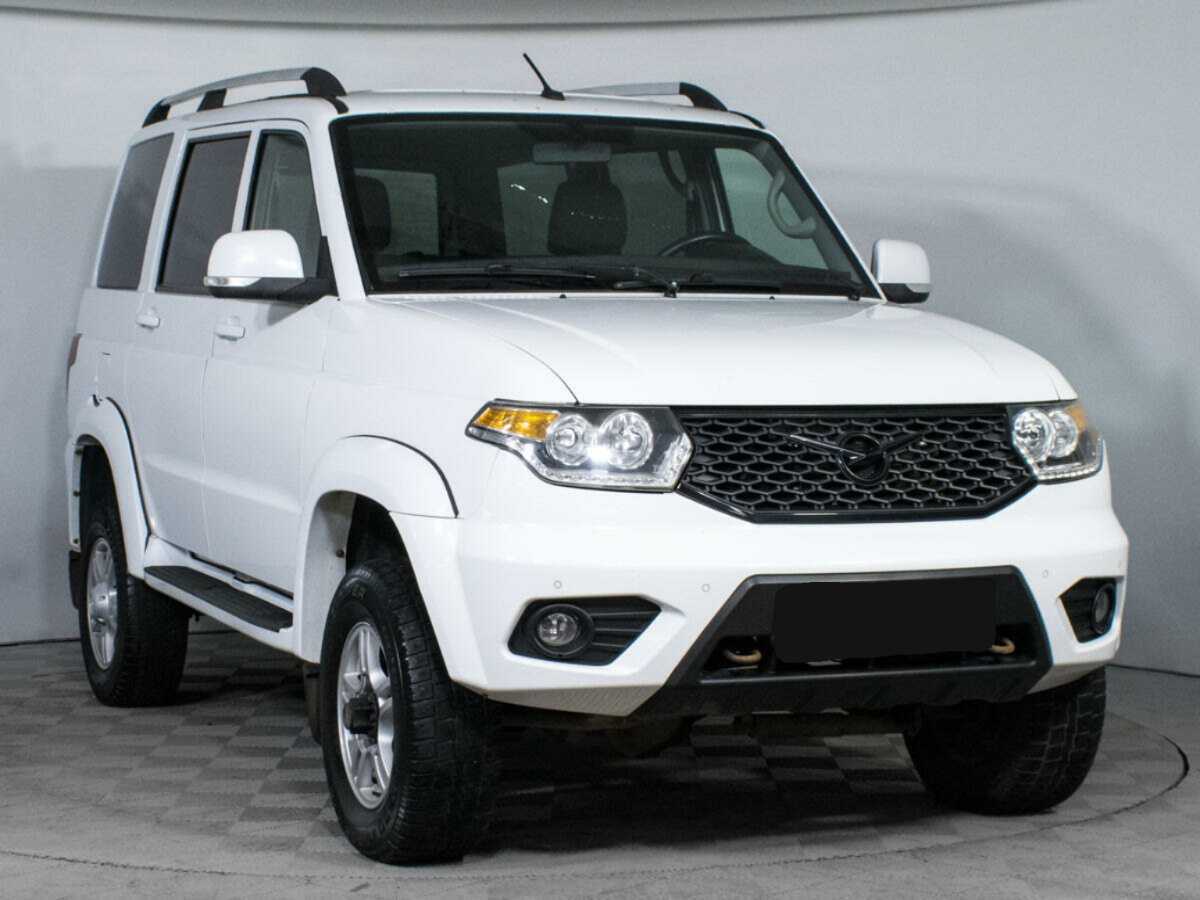 УАЗ Patriot 2018 года с пробегом. Фото: #2