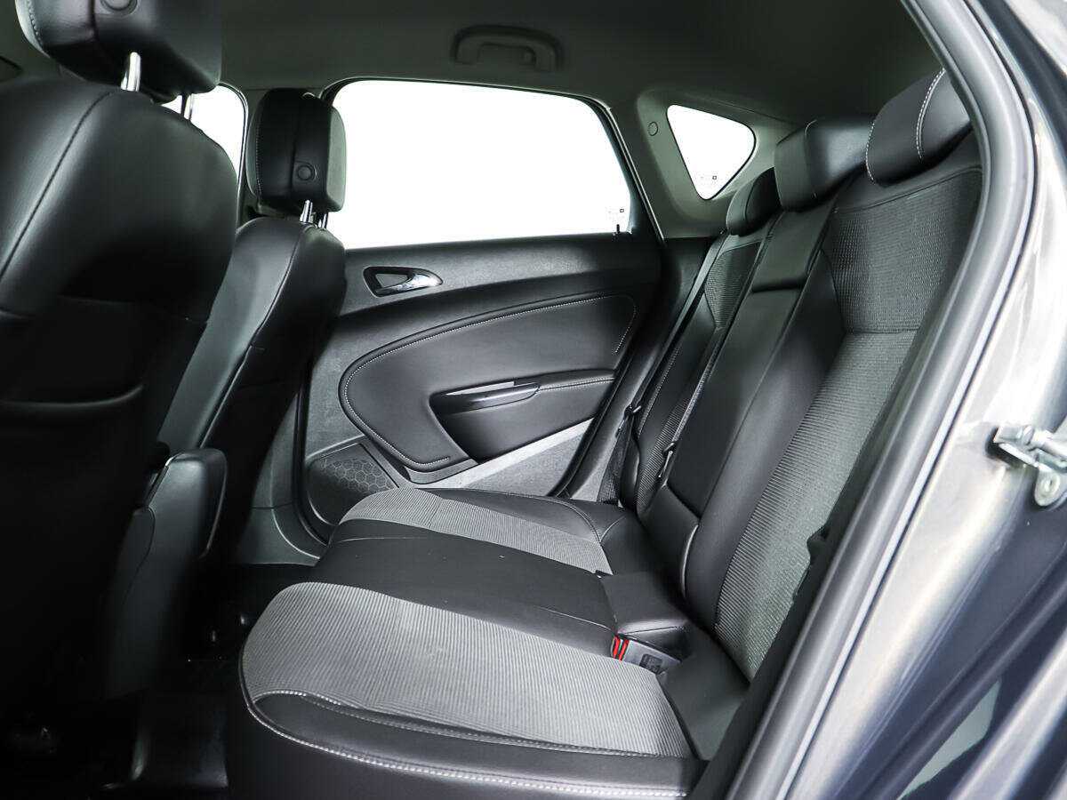 Opel Astra 2012 года с пробегом. Фото: #9