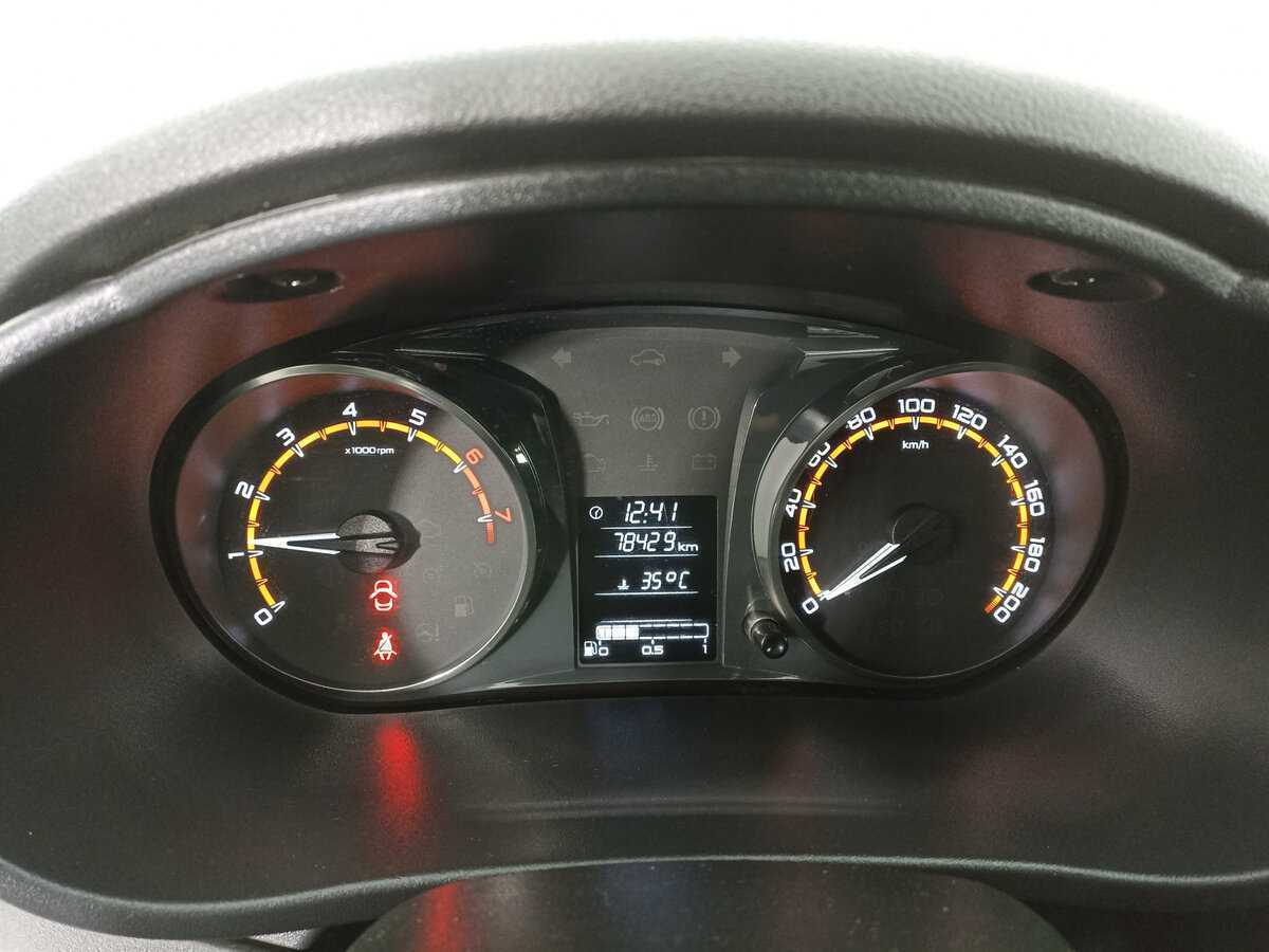 Lada (ВАЗ) Granta 2019 года с пробегом. Фото: #11