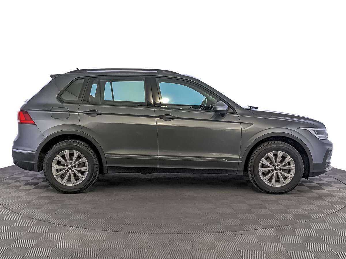 Volkswagen Tiguan 2021 года с пробегом. Фото: #3