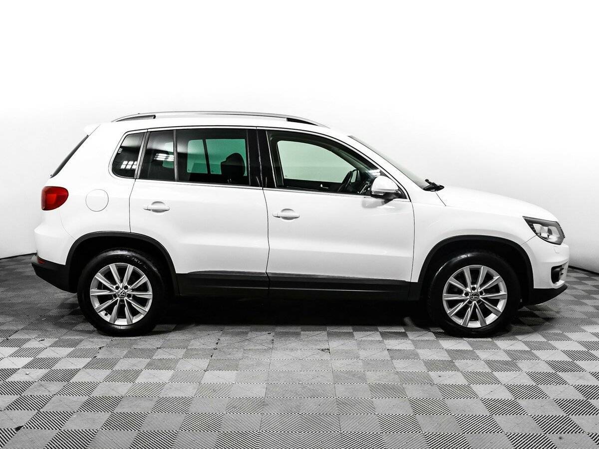 Volkswagen Tiguan 2012 года с пробегом. Фото: #3