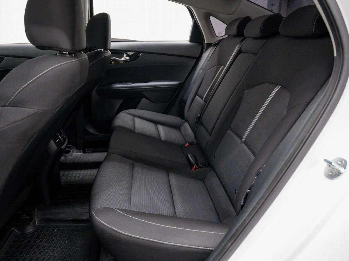 Kia Cerato 2019 года с пробегом. Фото: #11