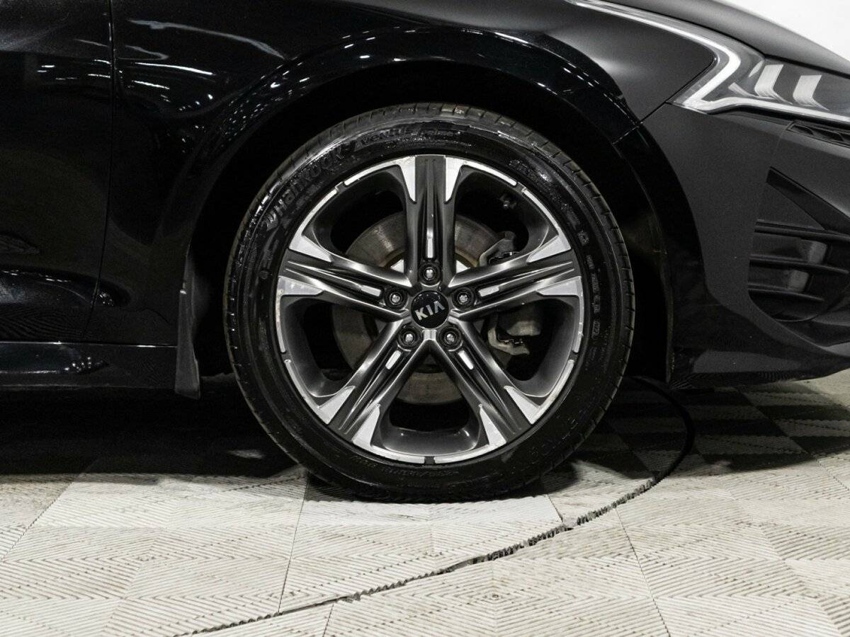 Kia K5 2020 года с пробегом. Фото: #3